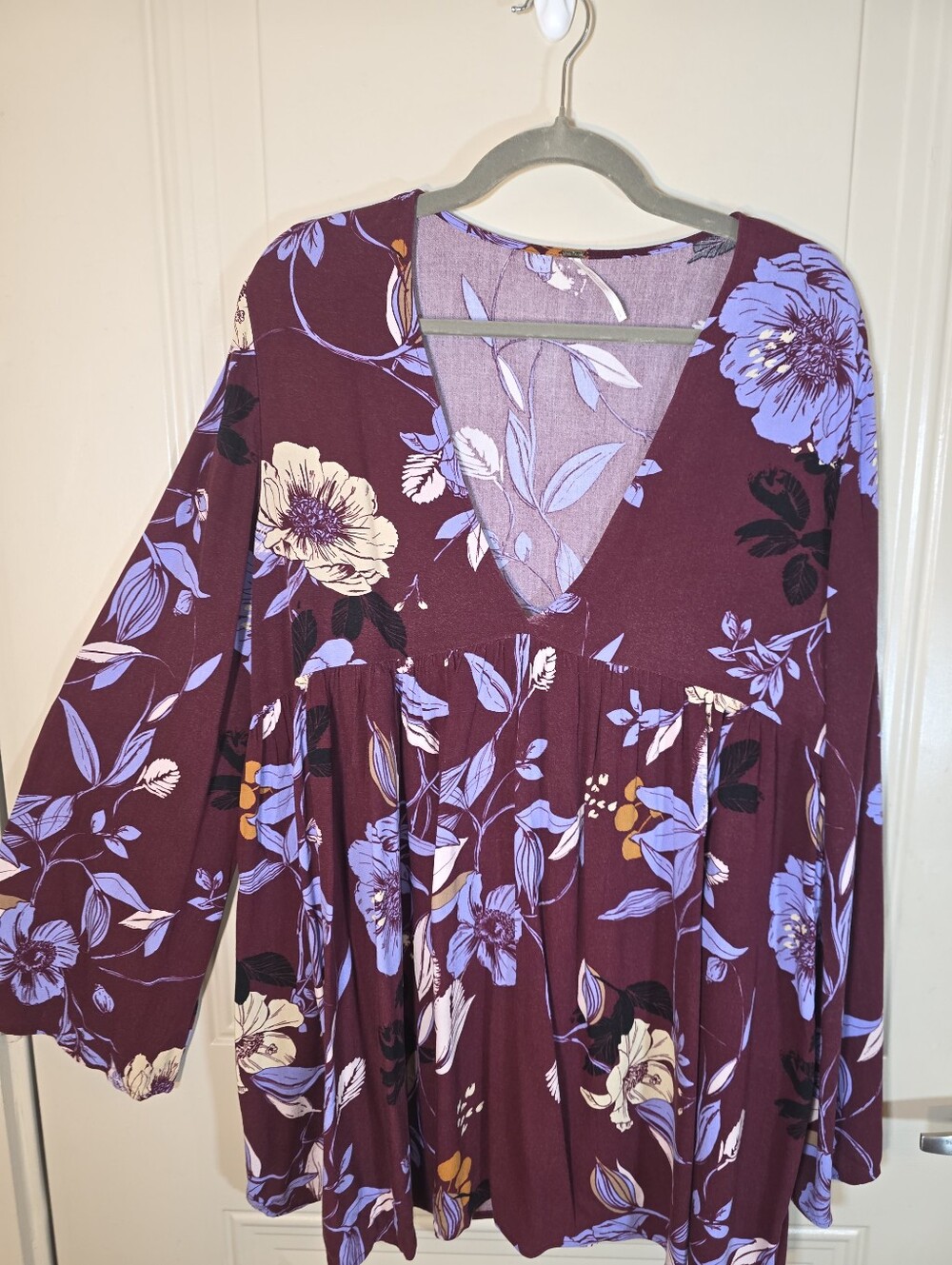 Free People Purple Floral V-Neck Tunic Dress - Picture 4 of 9